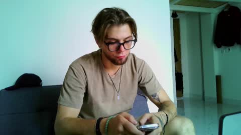 Fansly -       Top4fans   online show from 22, 4, 2026