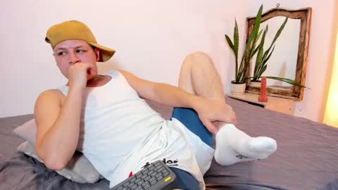 Sam online show from 9, 3, 2026