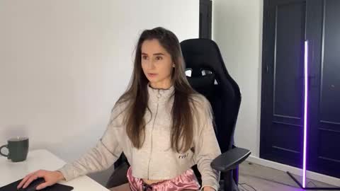 SamLure1 online show from 17, 4, 2026