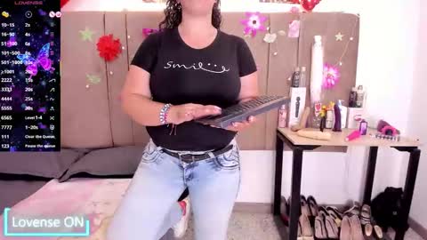 Snapshot of sammy_mature_ chatting on 11, 9, 2025 Sammy online show from 11, 9, 2025