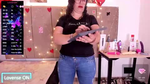 Snapshot of sammy_mature_ chatting on 31, 10, 2025 Sammy online show from 31, 10, 2025