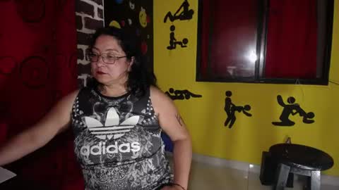 adriana online show from 25, 6, 2026