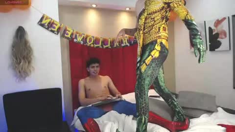 Snapshot of samu_foxxx chatting on 8, 10, 2025 SAMU online show from 8, 10, 2025