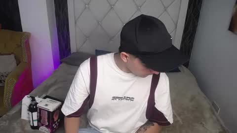 Snapshot of samu_foxxx chatting on 21, 10, 2025 SAMU online show from 21, 10, 2025