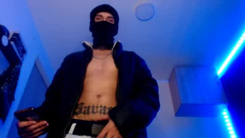 Snapshot of samuel_suarez chatting on 14, 2, 2025 online show from 14, 2, 2025