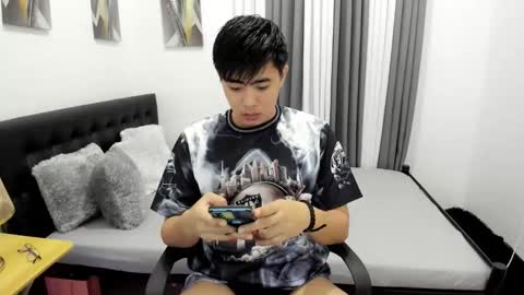 Sam online show from 2, 10, 2025