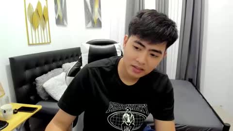 Snapshot of samuelangelo chatting on 7, 5, 2026 Sam online show from 7, 5, 2026
