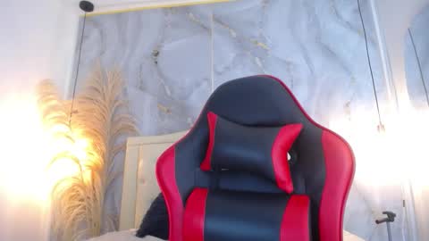 S A M A N T H A  online show from 4, 3, 2026