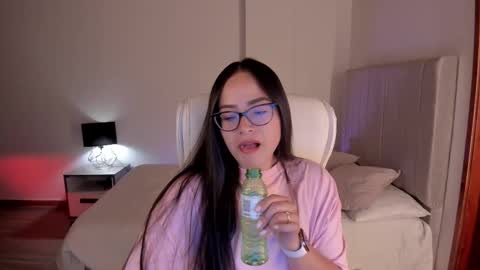 Samy online show from 4, 10, 2025