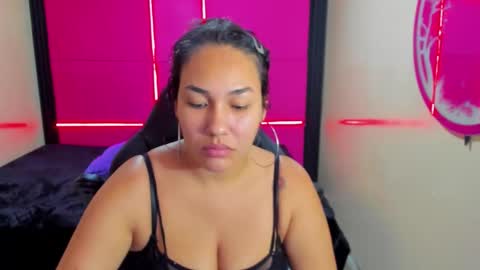 Snapshot of samyevanns chatting on 7, 5, 2026 SamyEvanns online show from 7, 5, 2026