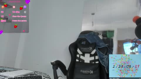 Snapshot of samykiss chatting on 5, 11, 2025 SamyHolbrook online show from 5, 11, 2025