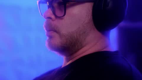 Sanders online show from 28, 11, 2025