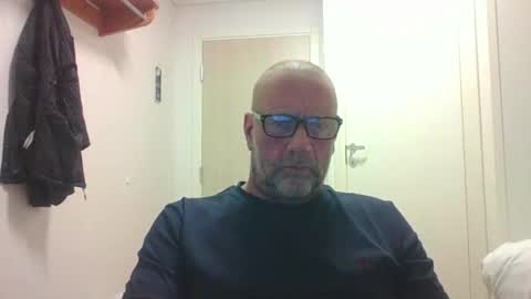 sandnesrune523 online show from 18, 2, 2026