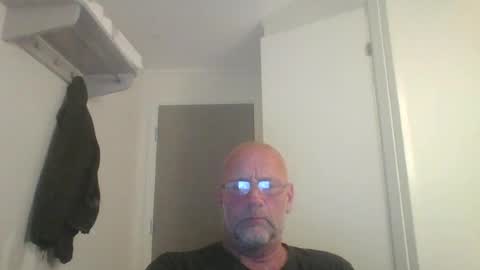 sandnesrune523 online show from 15, 6, 2026