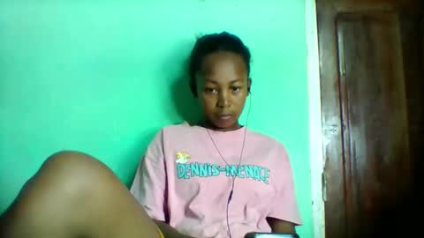 sandra1253099 online show from 11, 4, 2026