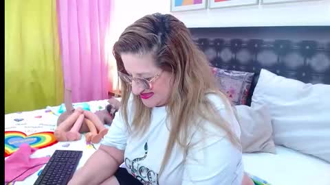 SANDRA online show from 7, 4, 2026