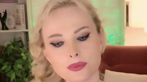 Snapshot of sandra_kind chatting on 7, 6, 2026 Sandra online show from 7, 6, 2026