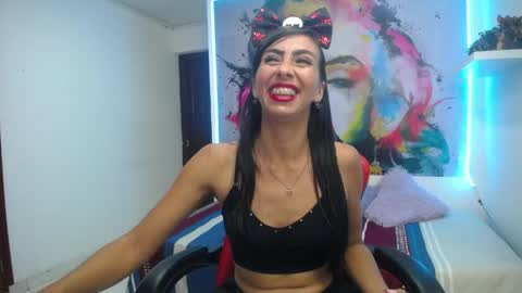 sandra  online show from 14, 5, 2026