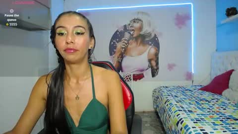sandra  online show from 12, 6, 2026