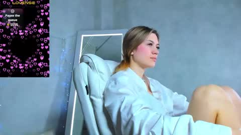 sandraa_anderson online show from 5, 3, 2025