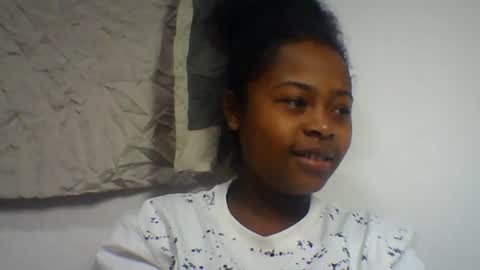 sandraalyd online show from 25, 7, 2026