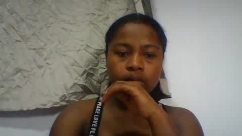sandraalyd online show from 28, 7, 2026