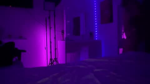 SANDRABREEZE online show from 29, 4, 2026