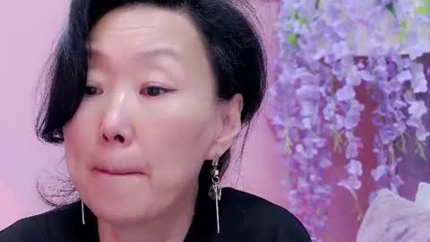 Sandra online show from 7, 7, 2026