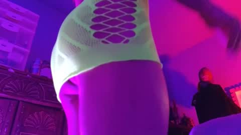 Snapshot of sandrasaa chatting on 4, 2, 2025 Sandra online show from 4, 2, 2025