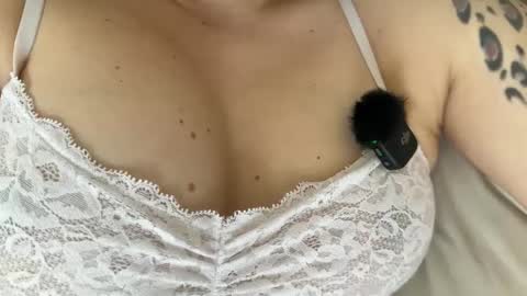 Sandra Schonherz online show from 22, 2, 2025