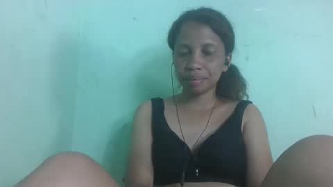sandrinah788632 online show from 10, 4, 2026