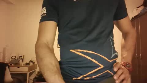 sandro online show from 13, 1, 2026