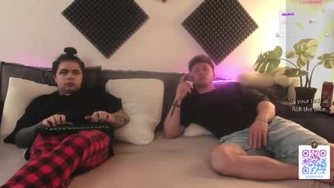 Sansa and Alex online show from 3, 5, 2026