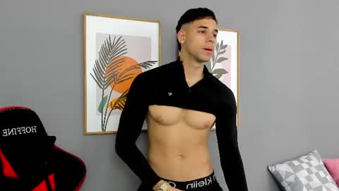 Maximo Santana online show from 2, 7, 2026