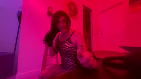 Snapshot of santanacd chatting on 22, 10, 2025 Santana online show from 22, 10, 2025