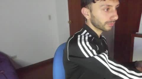 Snapshot of santi_mateo chatting on 9, 3, 2025 Santi online show from 9, 3, 2025