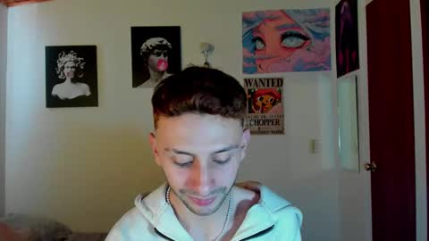 Snapshot of santi_mateo chatting on 12, 9, 2025 Santi online show from 12, 9, 2025