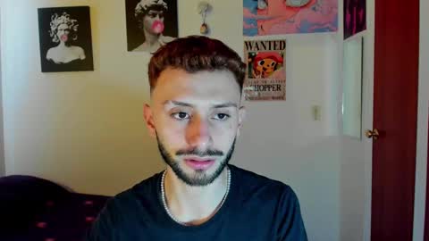 Snapshot of santi_mateo chatting on 3, 10, 2025 Santi online show from 3, 10, 2025