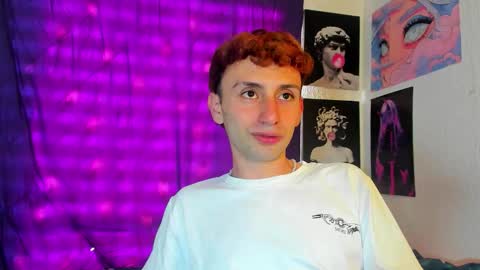 Snapshot of santi_mateo chatting on 19, 12, 2025 Santi online show from 19, 12, 2025