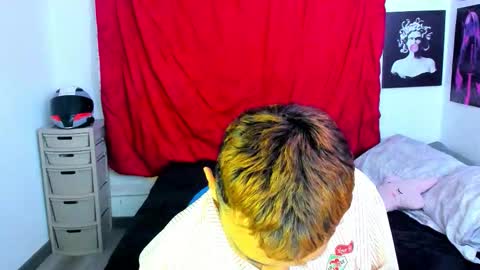 Snapshot of santi_mateo chatting on 12, 1, 2026 Santi online show from 12, 1, 2026