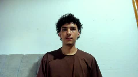 santi_twink19 online show from 13, 6, 2026