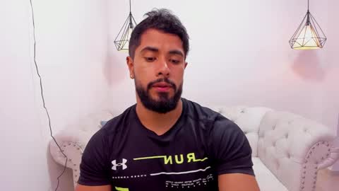 santiago_huntt online show from 4, 12, 2024