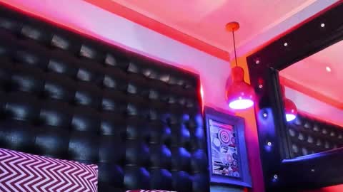 Santiago Hincapiie online show from 15, 3, 2026