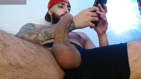 Santiago Hincapiie online show from 22, 4, 2026