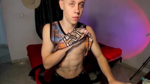 Julius Novachrono  online show from 19, 12, 2025