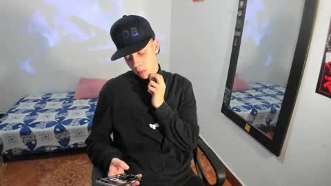 Julius Novachrono  online show from 17, 2, 2026