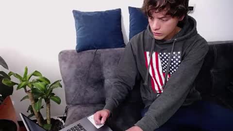 Santii online show from 29, 12, 2024