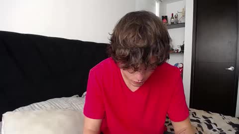 Santii online show from 1, 3, 2025