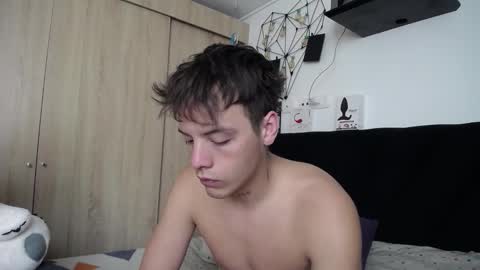 Santii online show from 13, 9, 2025