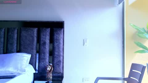 Santiago Seans online show from 27, 4, 2026